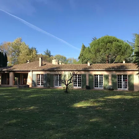 Provencale Avec Et Piscine