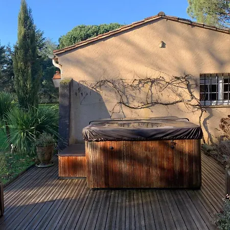 Provencale Avec Et Piscine * Aussillon