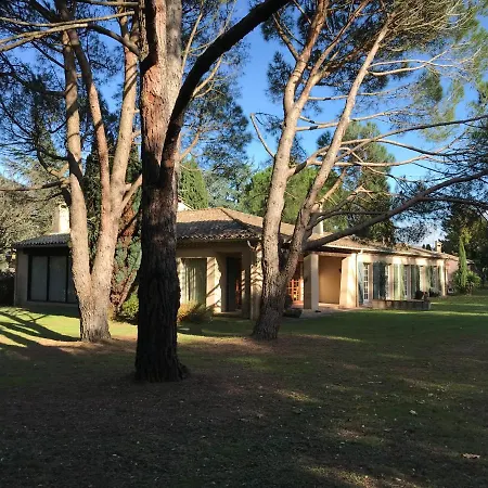 Provencale Avec Et Piscine Villa *